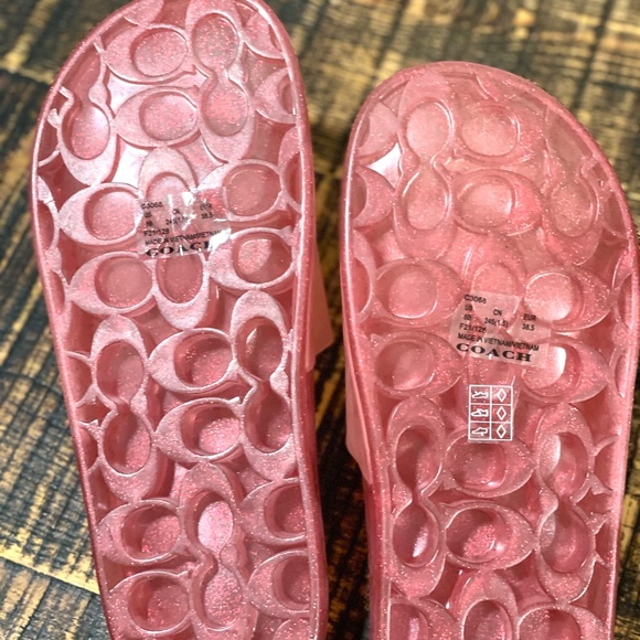 COACH Ulyssa Rubber Slide - Picture 5 of 6